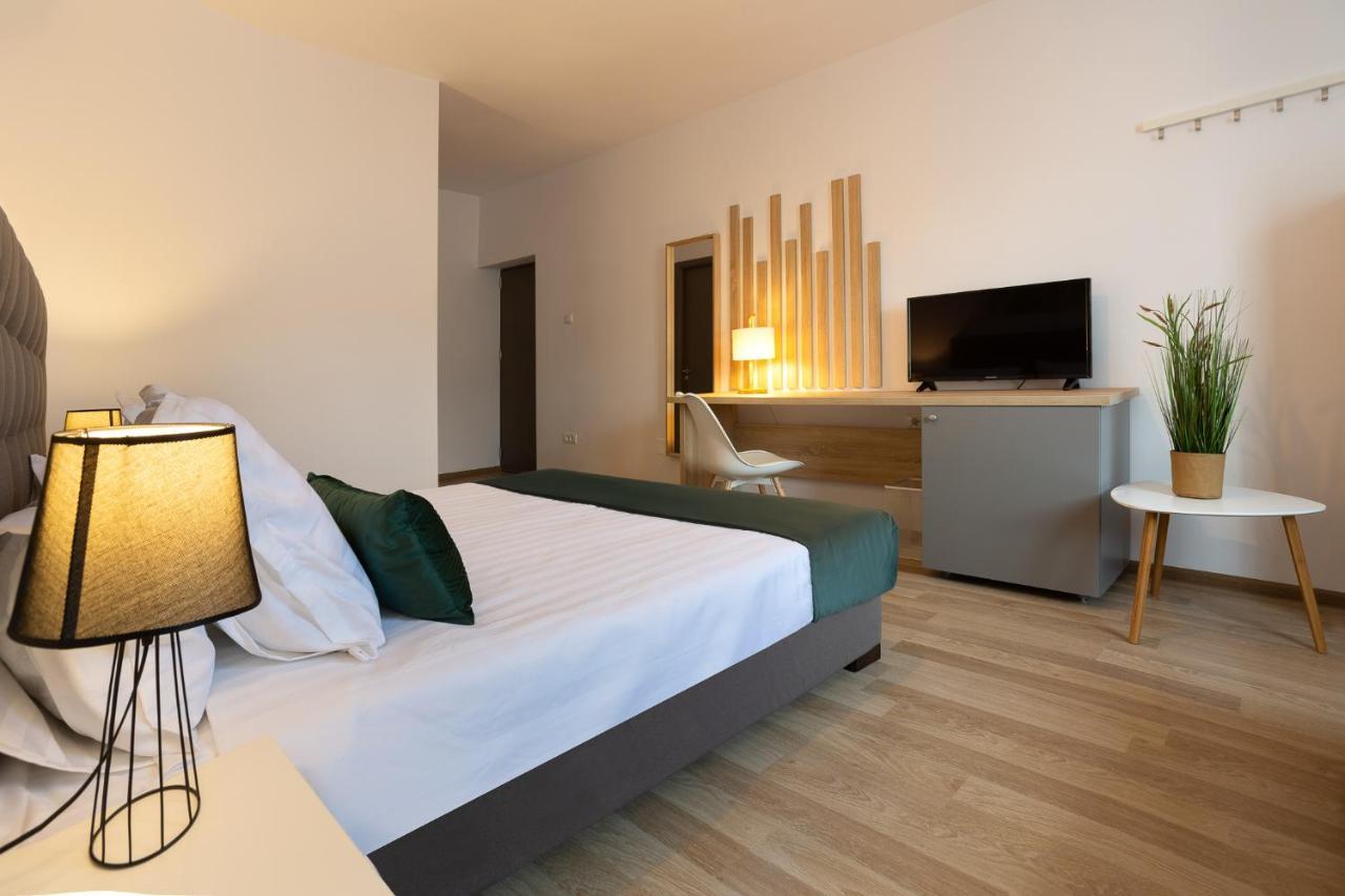 Lagom Hotel Bucureşti Ngoại thất bức ảnh