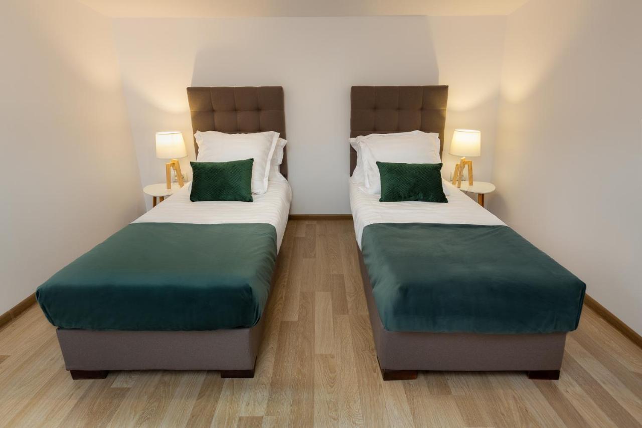 Lagom Hotel Bucureşti Ngoại thất bức ảnh