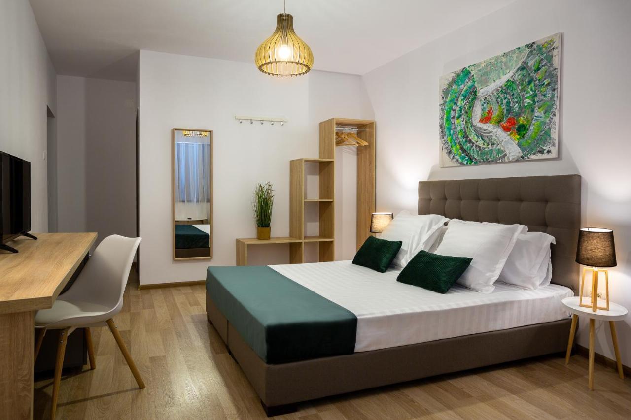 Lagom Hotel Bucureşti Ngoại thất bức ảnh