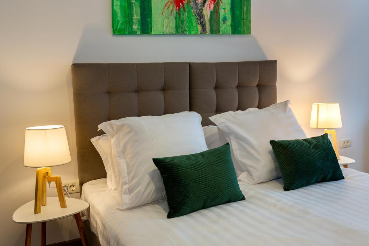 Lagom Hotel Bucureşti Ngoại thất bức ảnh