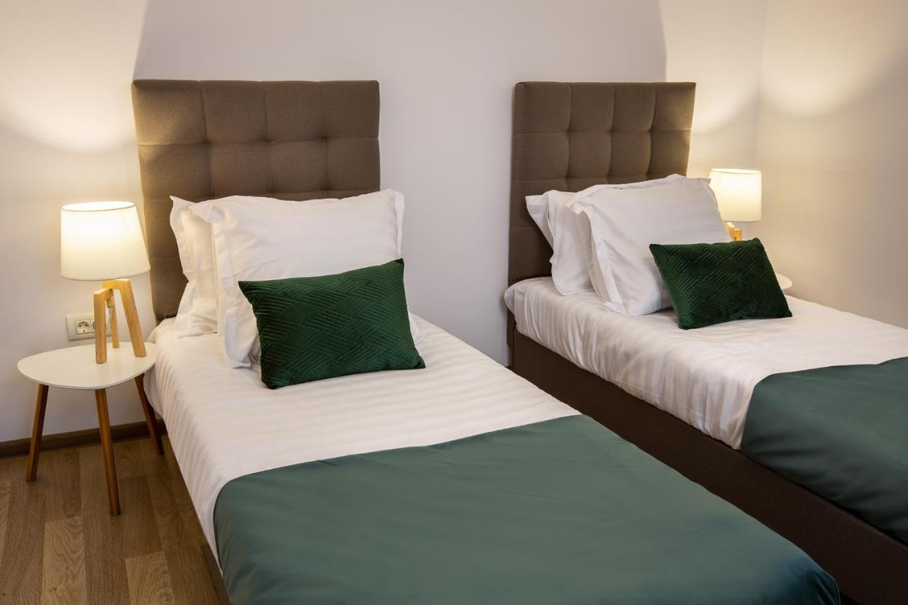Lagom Hotel Bucureşti Ngoại thất bức ảnh