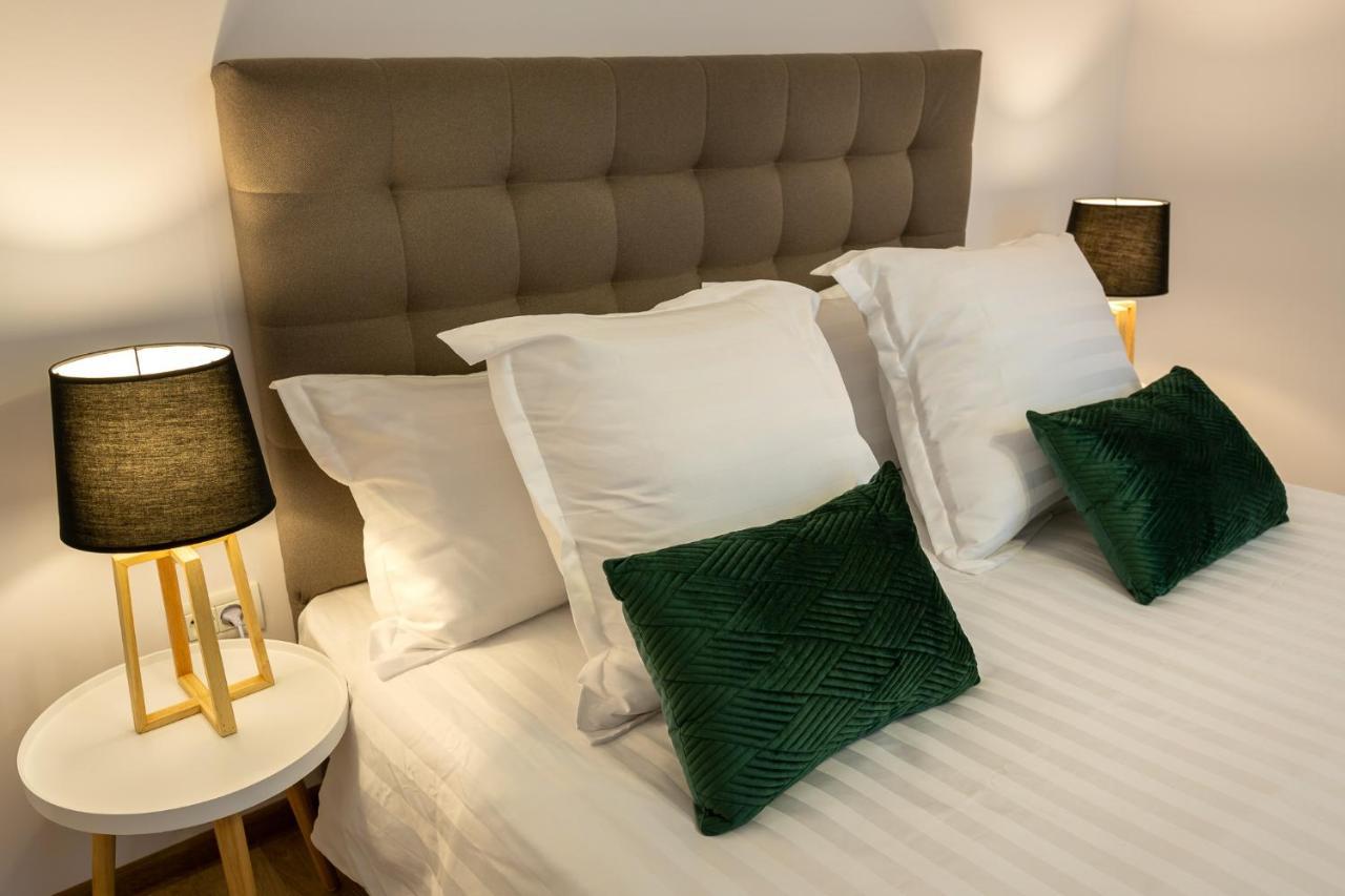 Lagom Hotel Bucureşti Ngoại thất bức ảnh