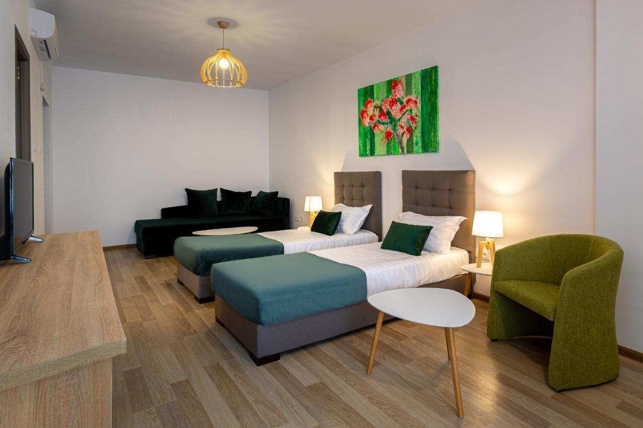 Lagom Hotel Bucureşti Ngoại thất bức ảnh