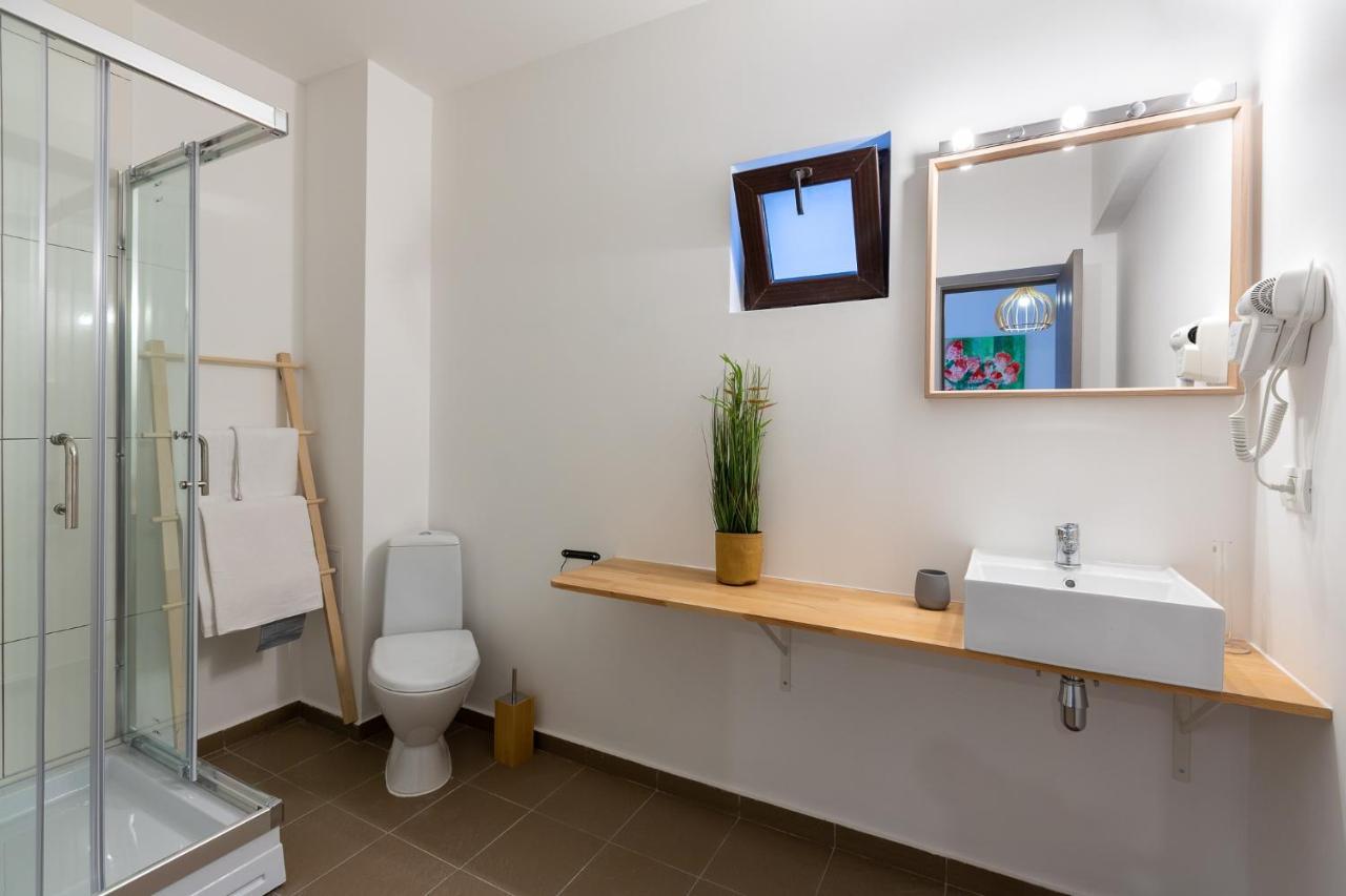 Lagom Hotel Bucureşti Ngoại thất bức ảnh