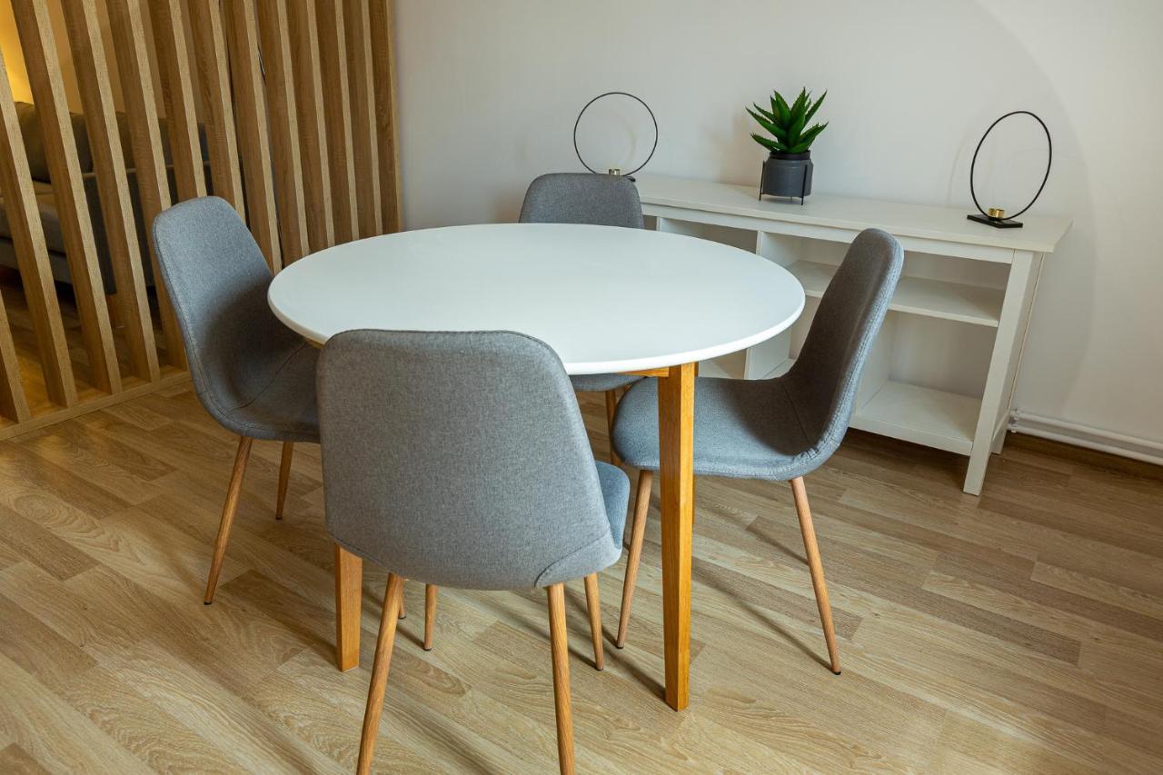 Lagom Hotel Bucureşti Ngoại thất bức ảnh