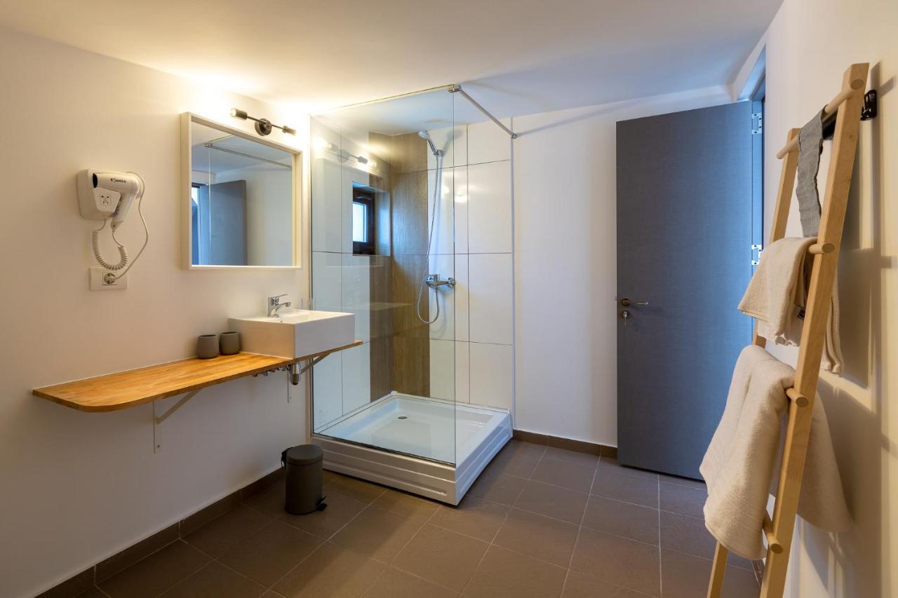 Lagom Hotel Bucureşti Ngoại thất bức ảnh